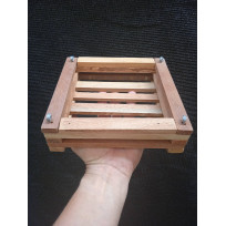 Cachepô de madeira (18x18) Baixo